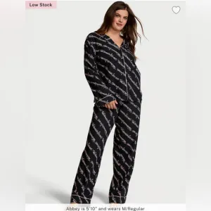 🆕 VICTORIA’S SECRET VS FLANNEL LONG PAJAMA PJ SLEEP SET L 12-14 SHORT