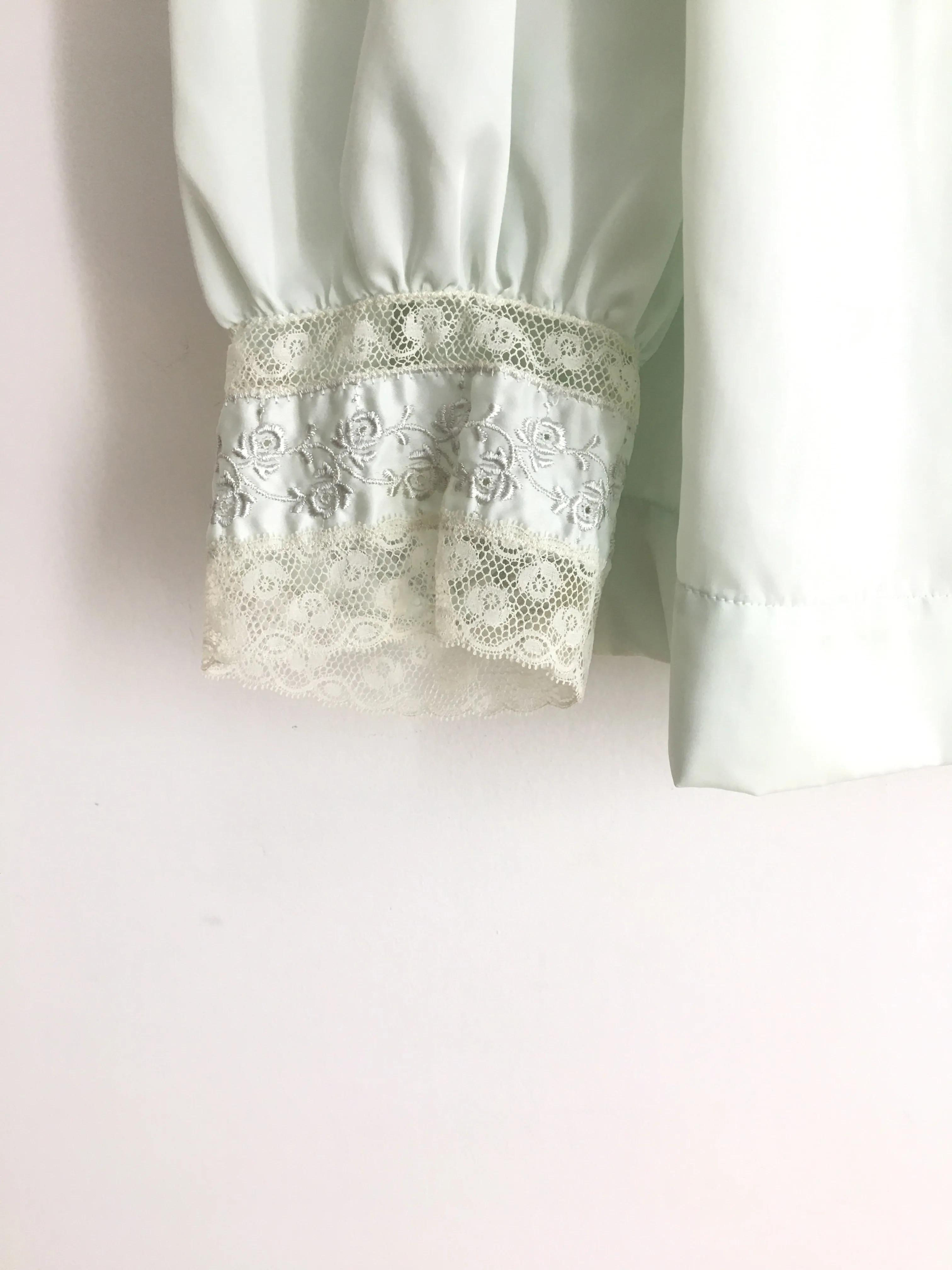 60’s BARBIZON BED JACKET / SMALL