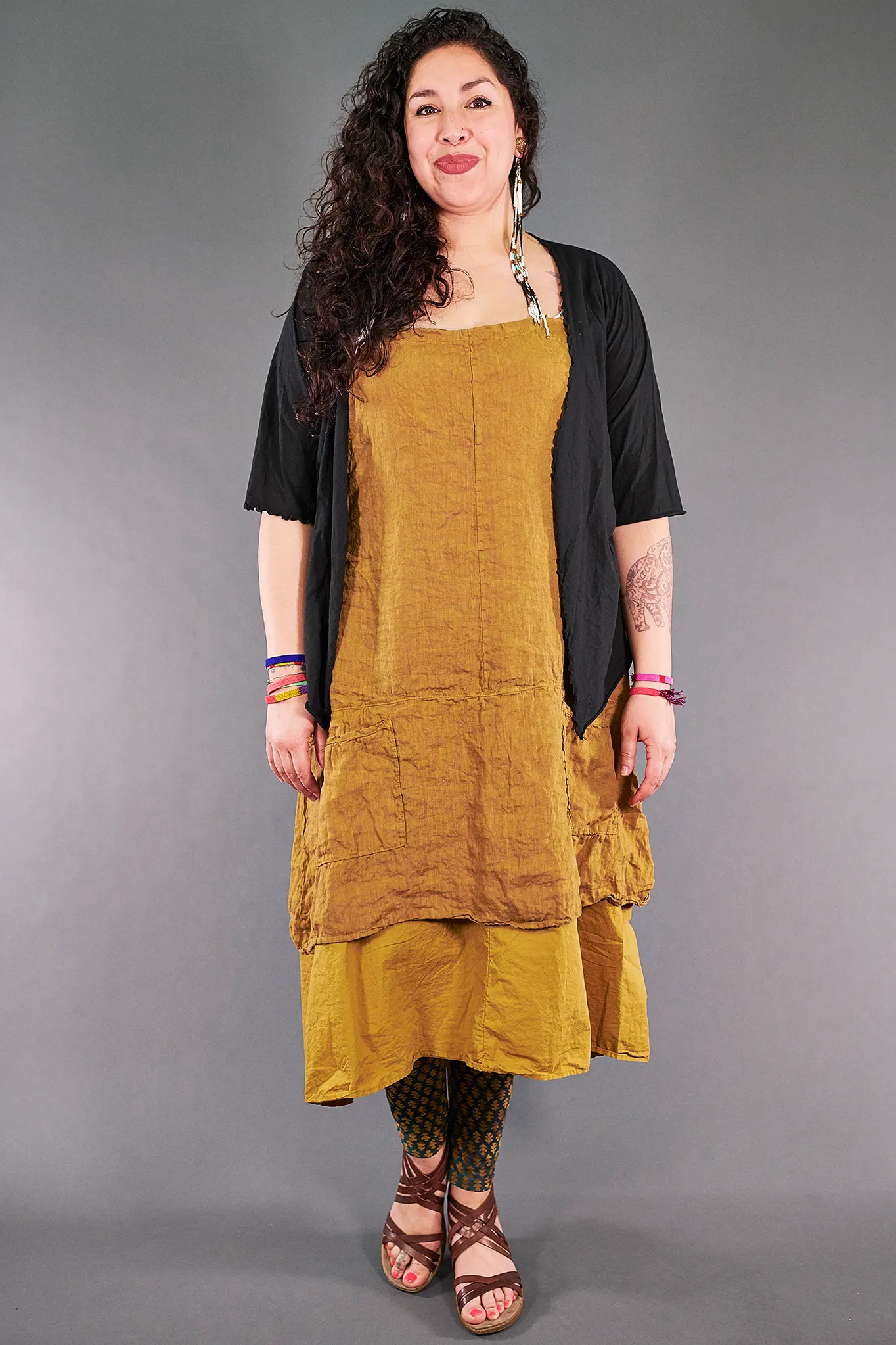 6209 Artist Apron-Vintage Brass-U