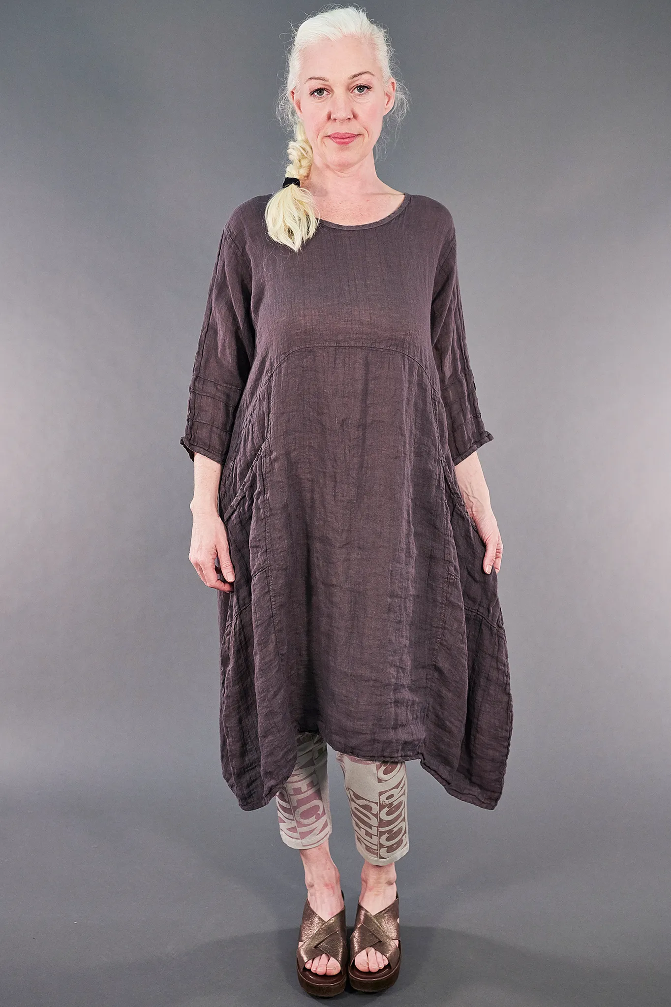 7114 Wave Dress Flint-U