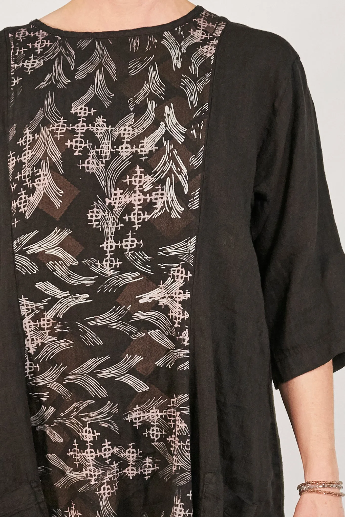 7212  Beautiful Day Linen Dress-Black-Serape Stitches -P