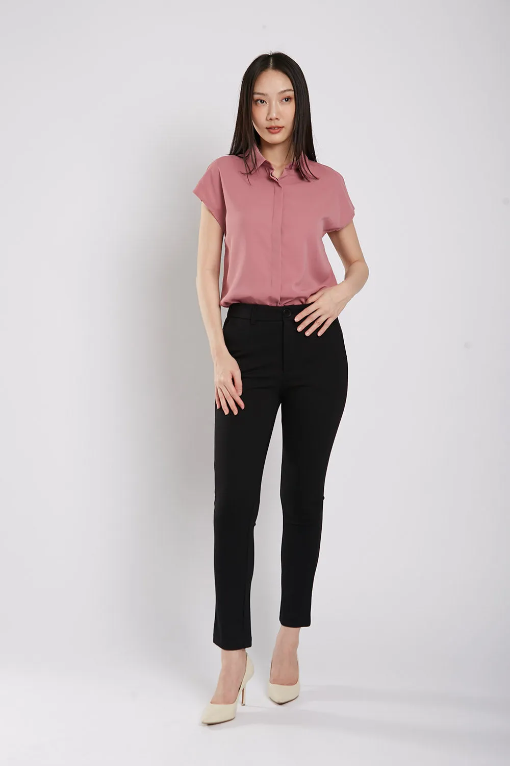 Aella Button Down Shirt in Dust Pink
