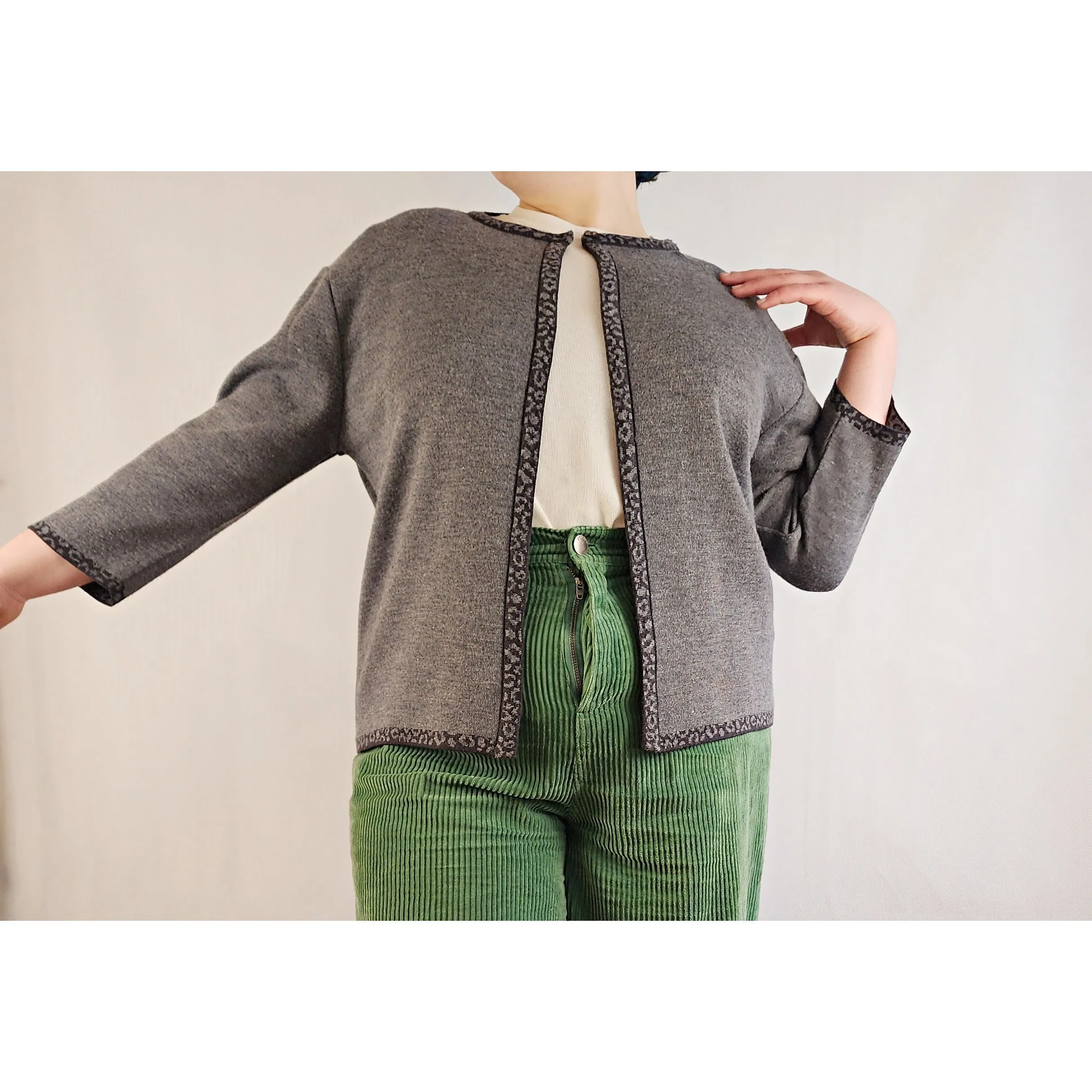 Alain Manoukian second hand merino woo mix grey cardigan size L (best fits size 14)
