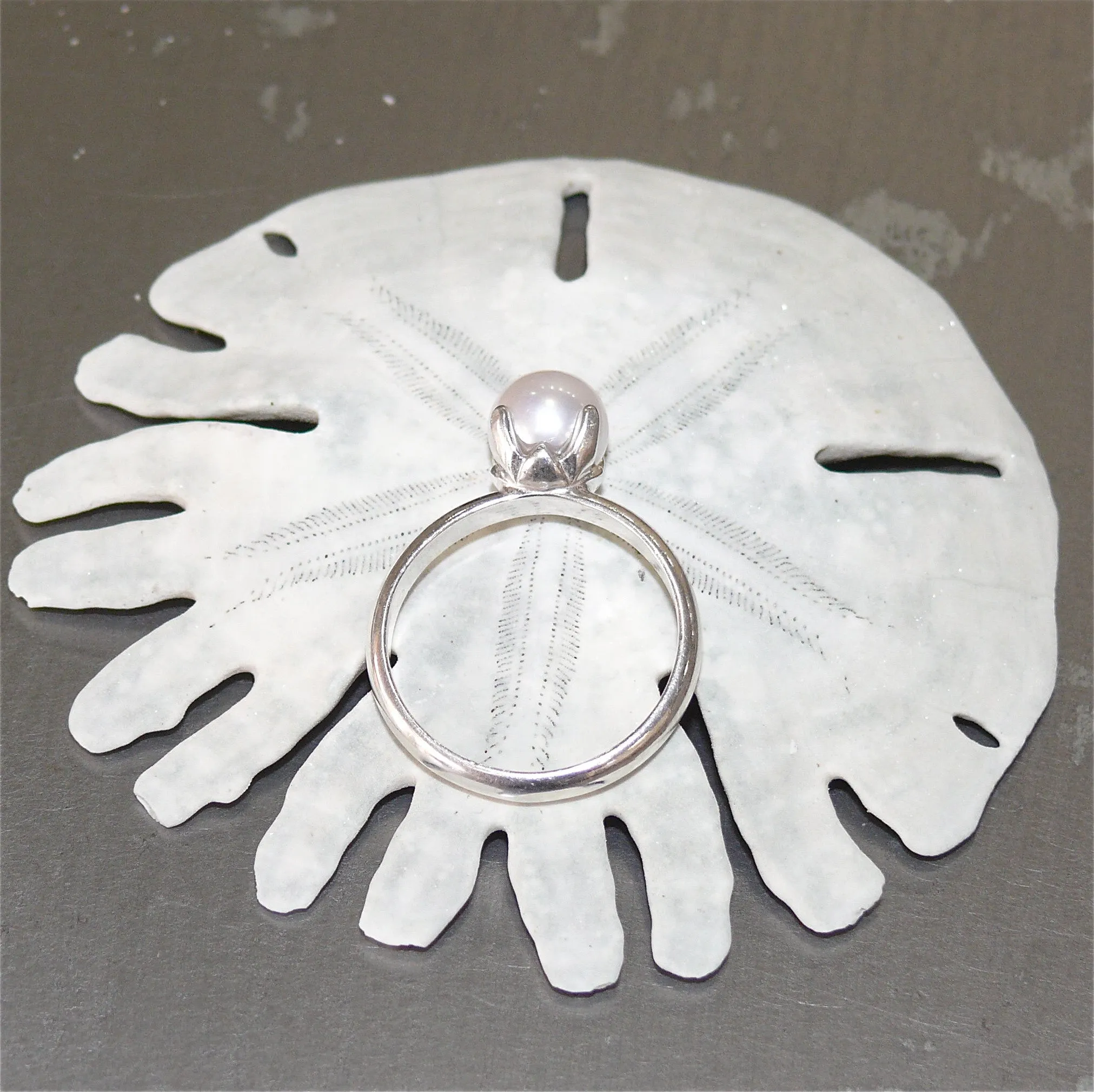 Argentium Silver Ring with 7.5 mm Round White Cultured Freshwater Pearl