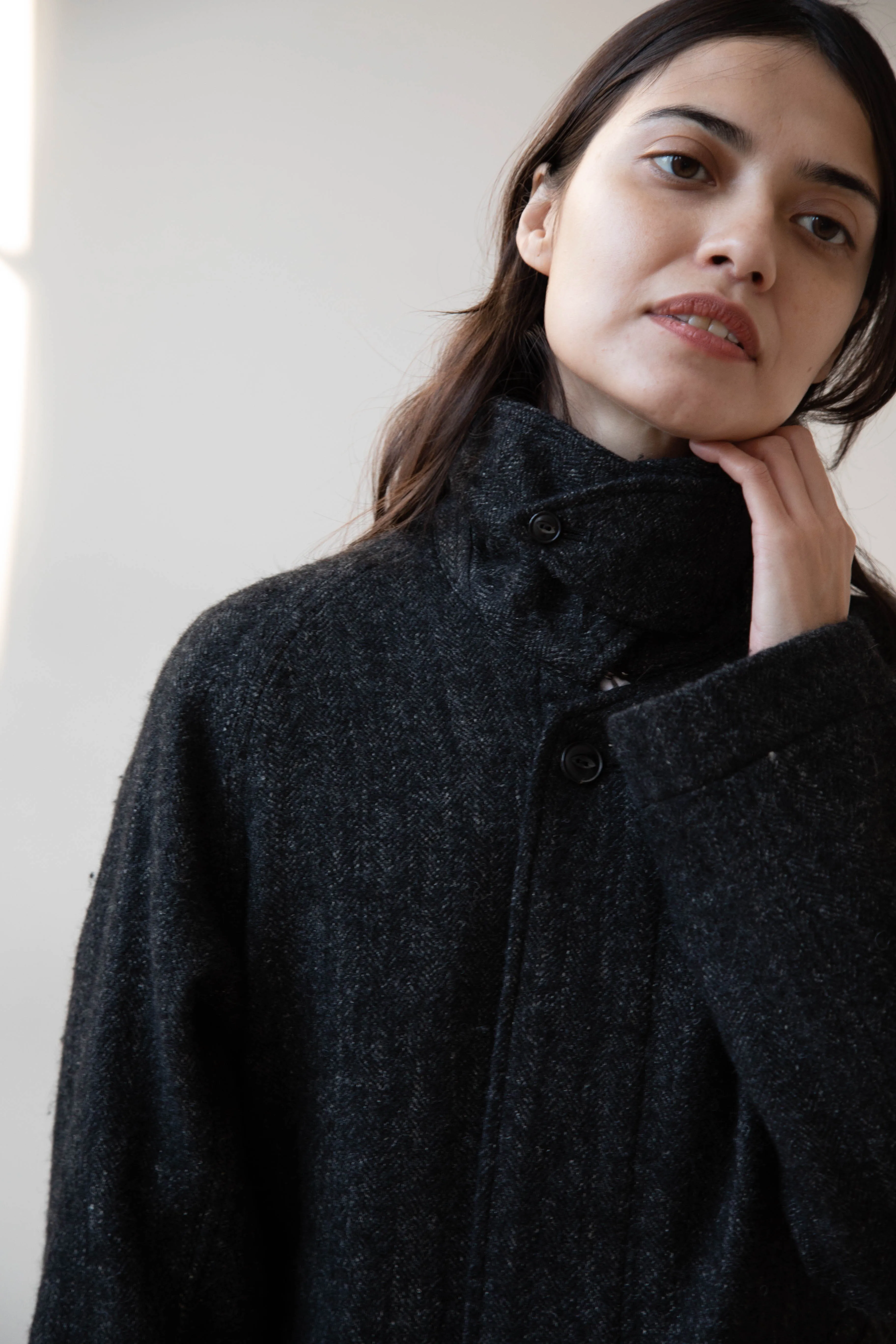Arts & Science | Balmacaan in Wool Linen Milled Herringbone in Gray