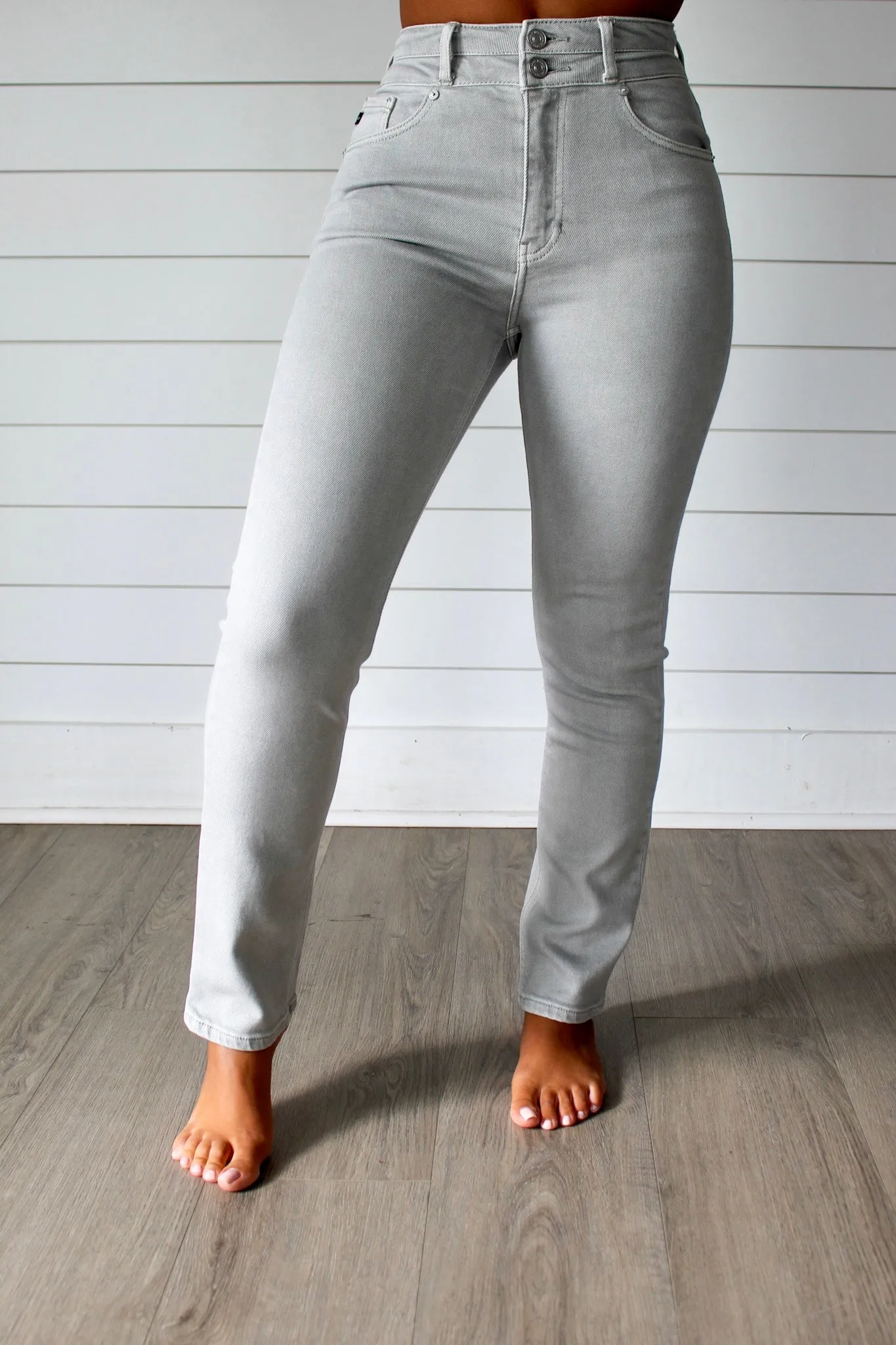 Bryer High Rise Slim Straight • Silver Grey - FINAL SALE