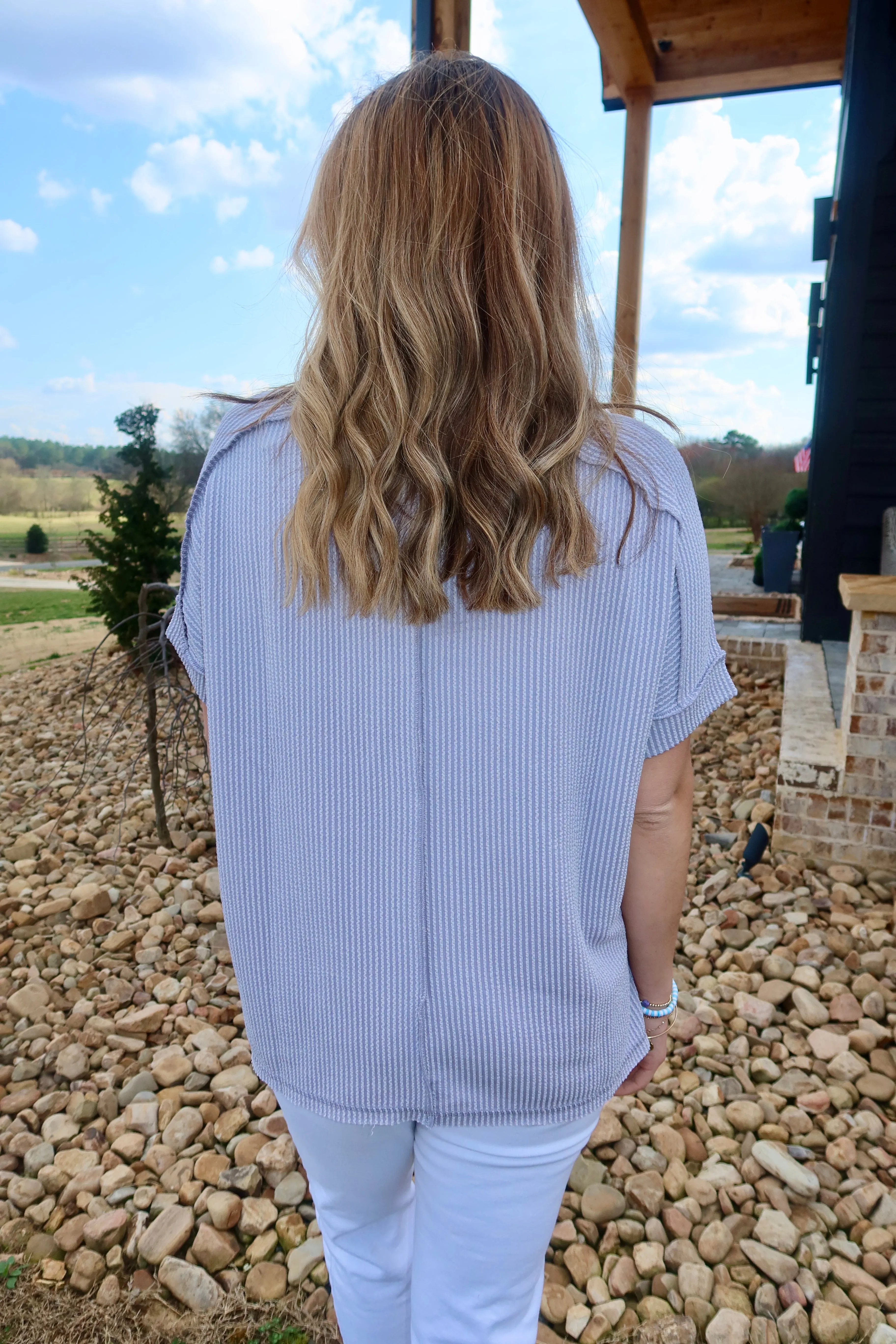 CORDED RIB SHORT CUFF SLEEVE RAW EDGE TOP