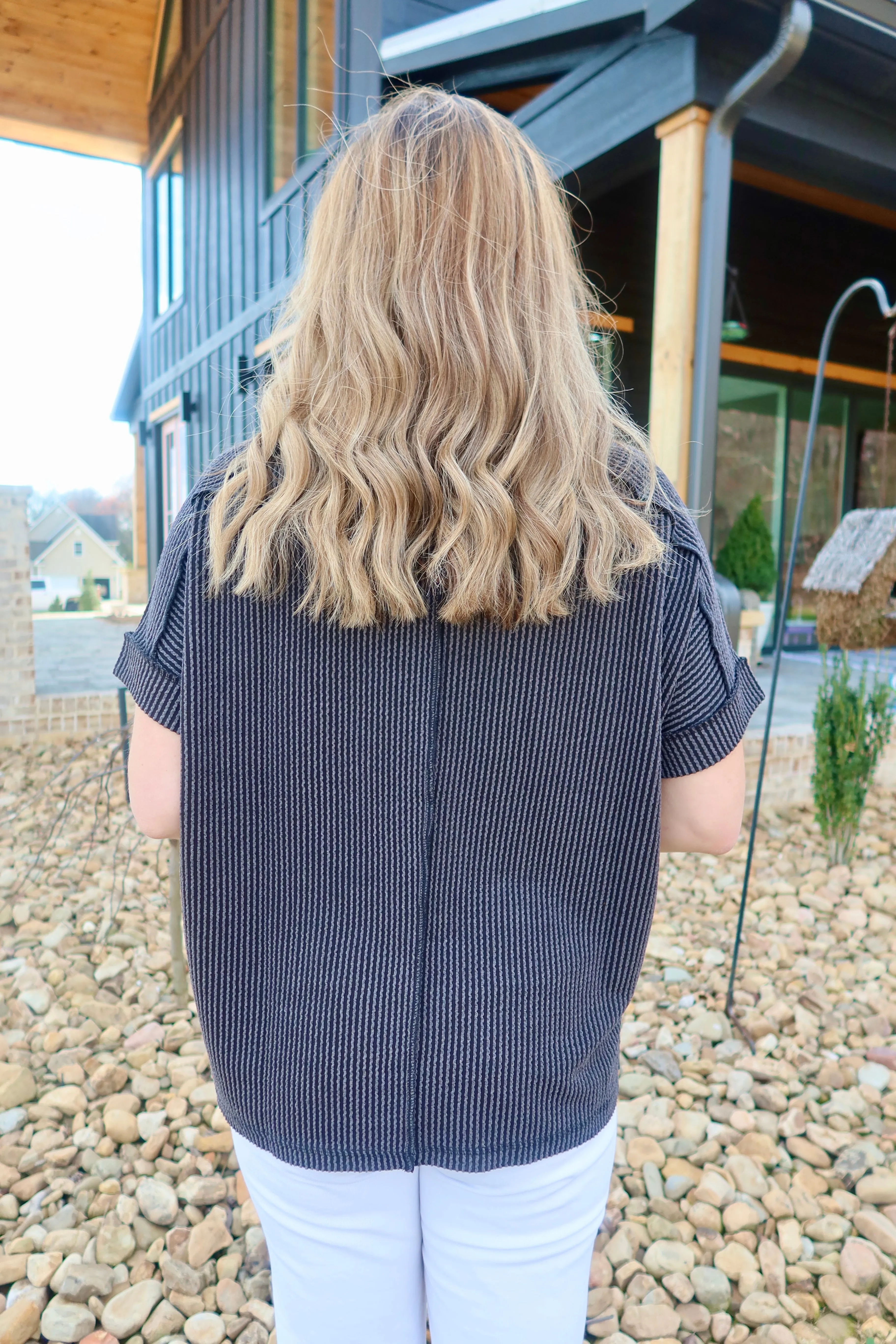 CORDED RIB SHORT CUFF SLEEVE RAW EDGE TOP