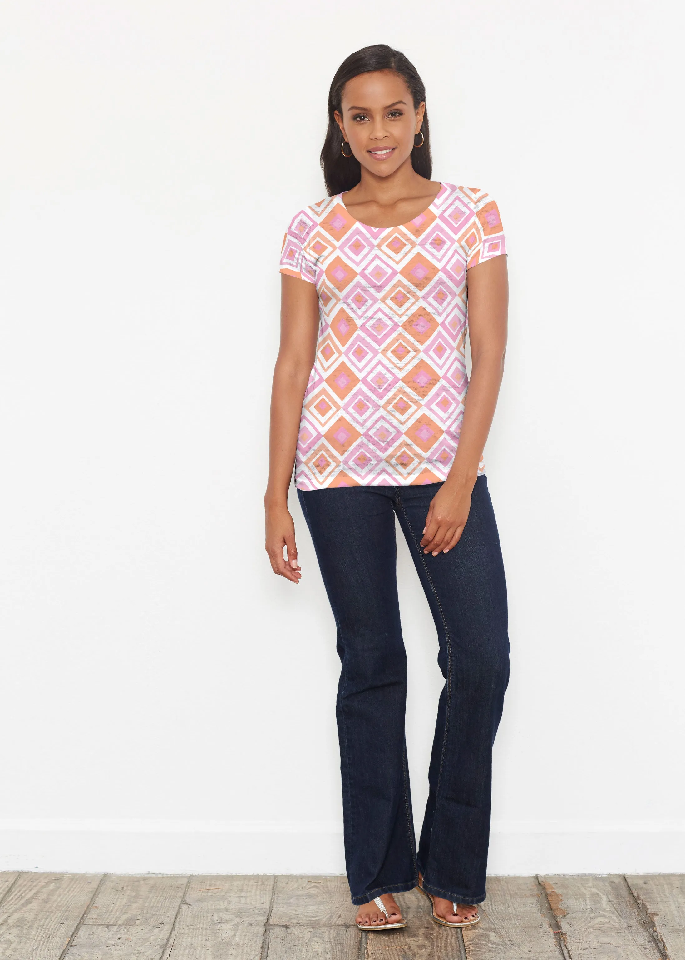 Cubed Pink (7809) ~ Signature Short Sleeve Scoop Shirt