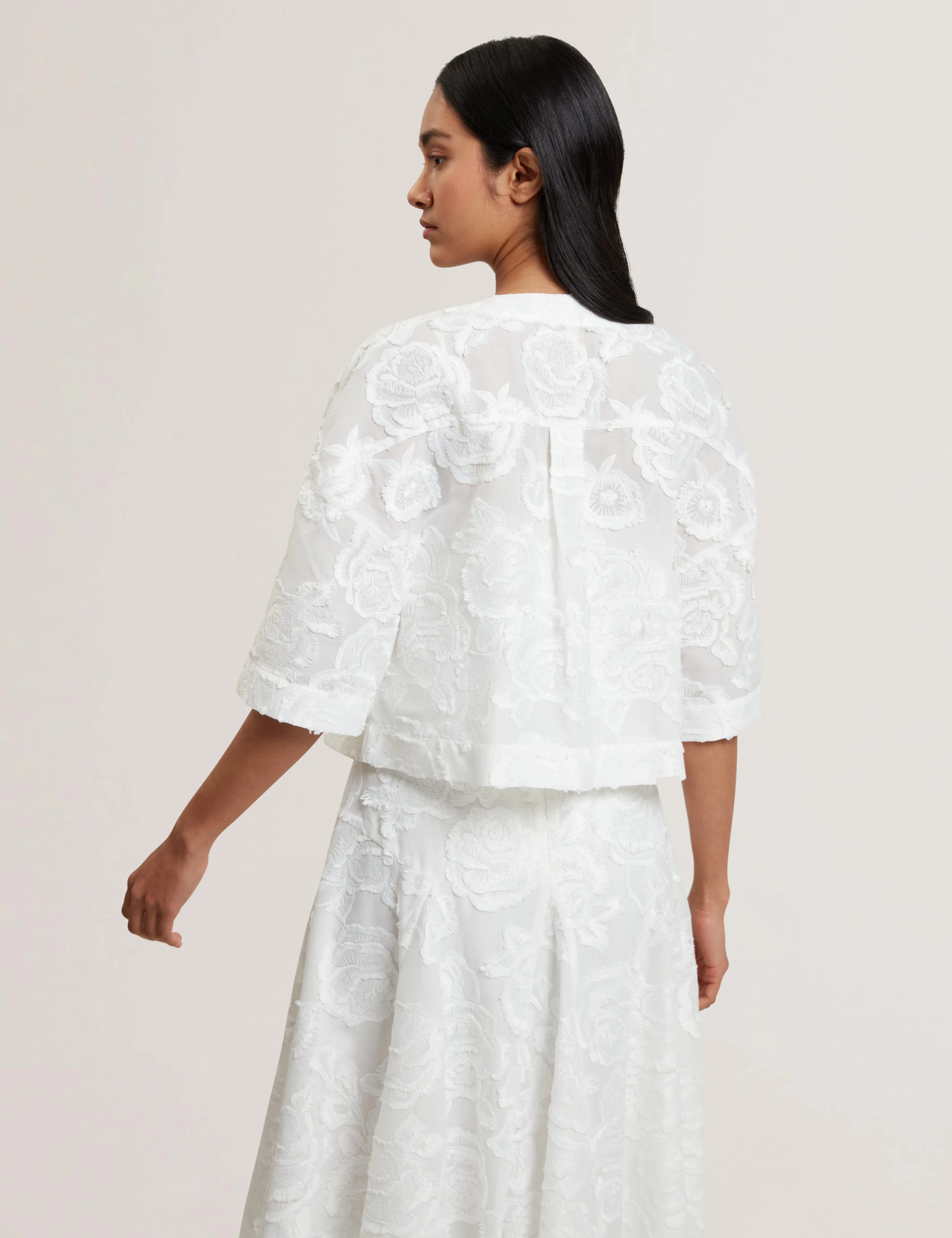 Faela Collarless Boxy Fit Cropped Shirt White