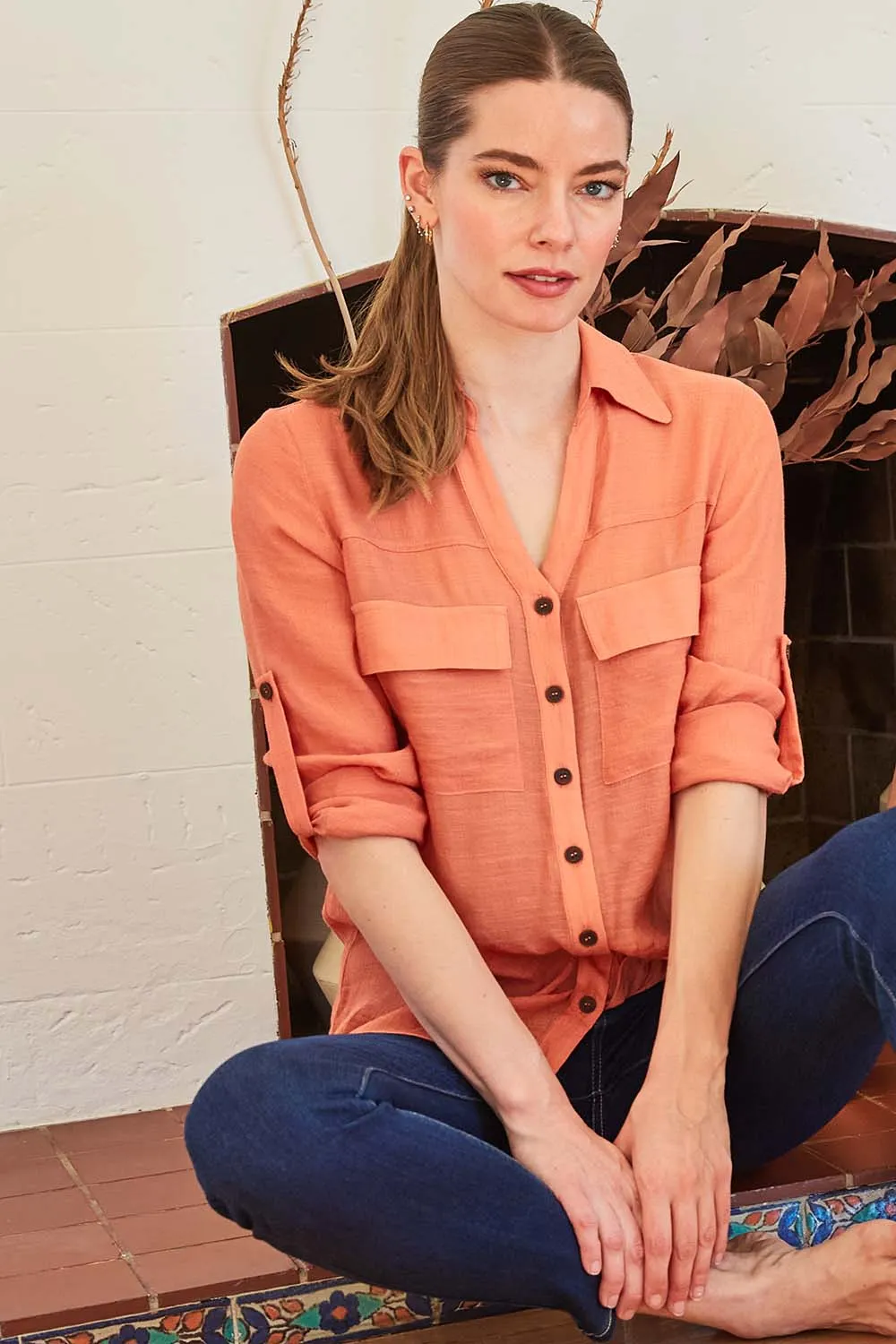 FLAP POCKET BUTTON DOWN BOYFRIEND SHIRT