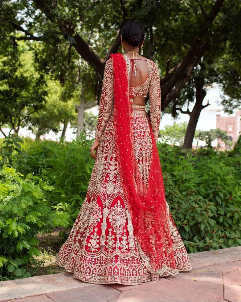 Golden Bridal Lehenga with Red Dupatta Pakistani Wedding Dresses