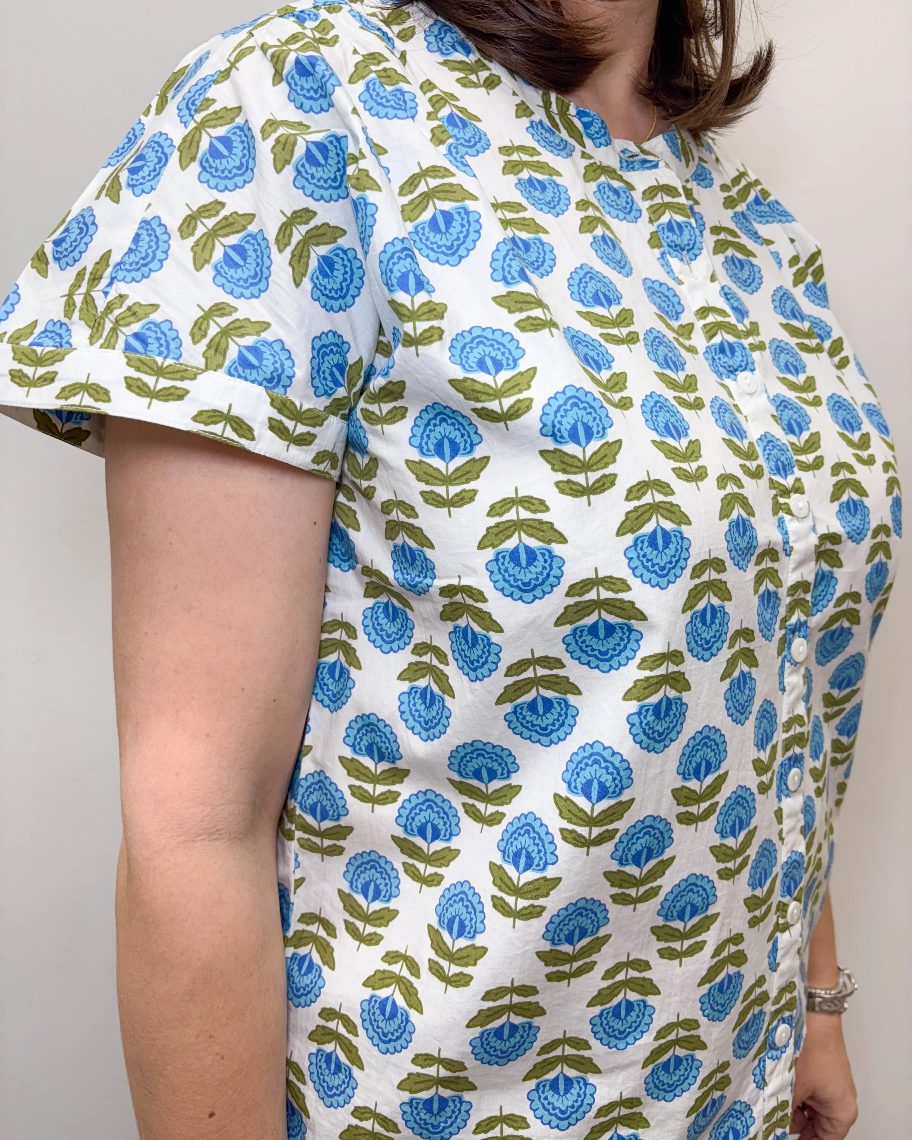 Grace Shirt - Liv Blue Motif