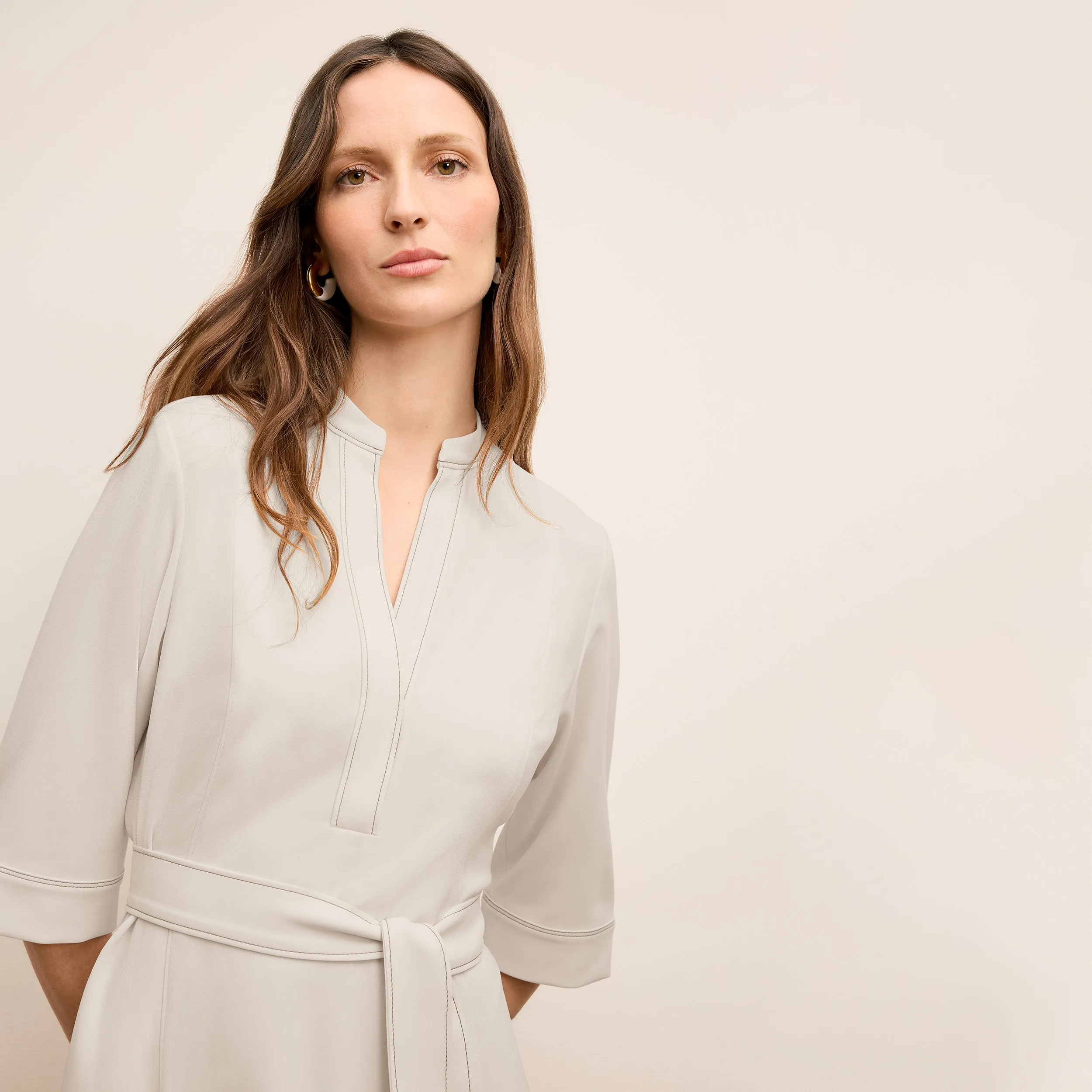 Lauleh Dress - Everyday Crepe with Topstitch :: Eggshell