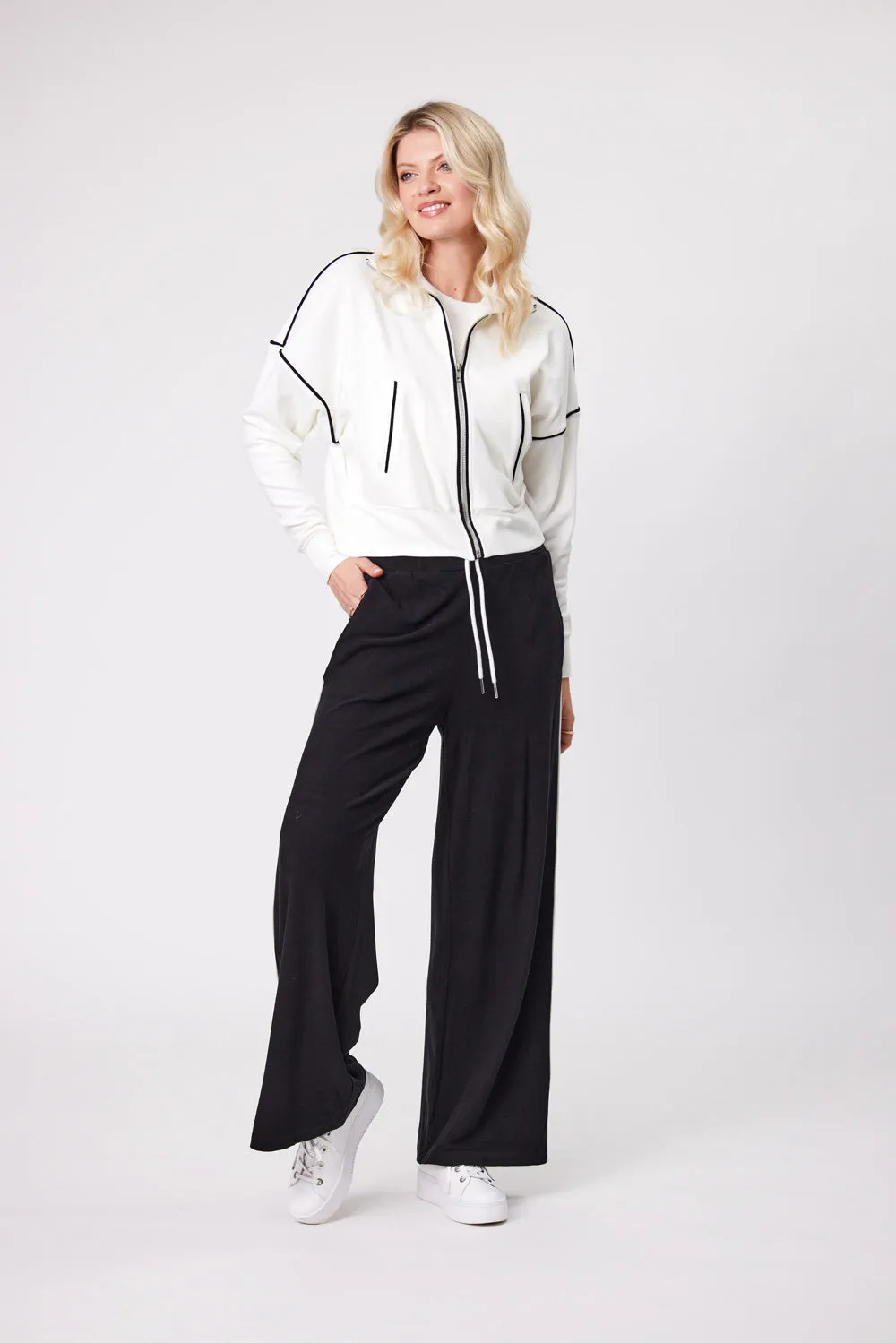 Lemon Tree Adda Jacket - Off White