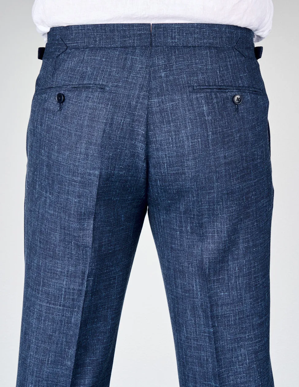 New SUITREVIEW Elmhurst Storm Blue Wool, Silk and Linen Loro Piana DB Suit - Size 34R (Final Sale)