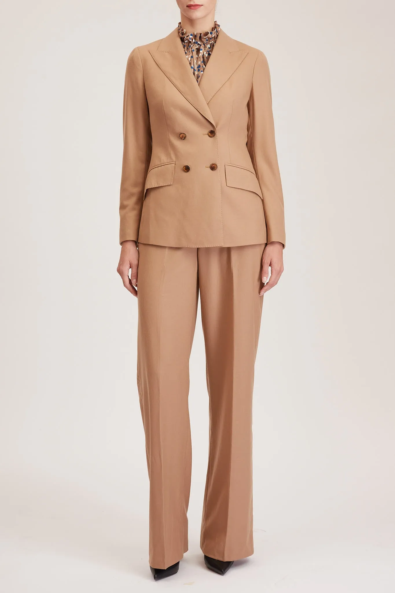 Norwich Jacket - Double breasted slim fit suit jacket in beige wool