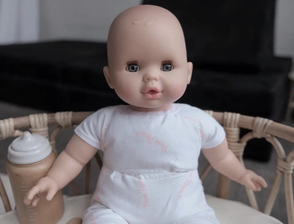 Paola Reina Sonia soft cm doll with sleepy eyes, pacifier and complete outfit Pyjamas