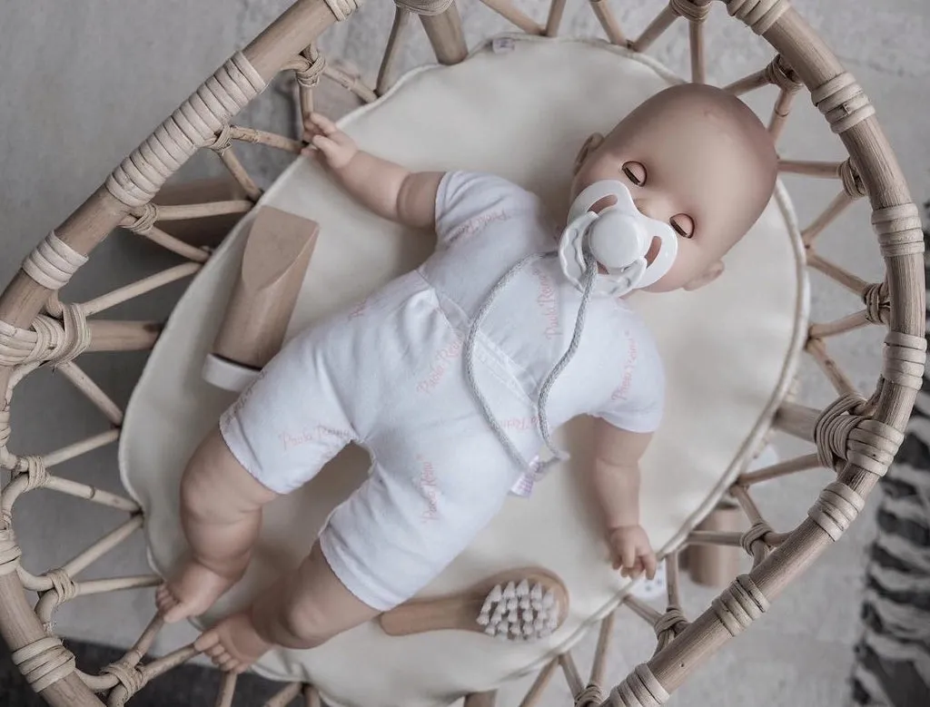 Paola Reina Sonia soft cm doll with sleepy eyes, pacifier and complete outfit Pyjamas