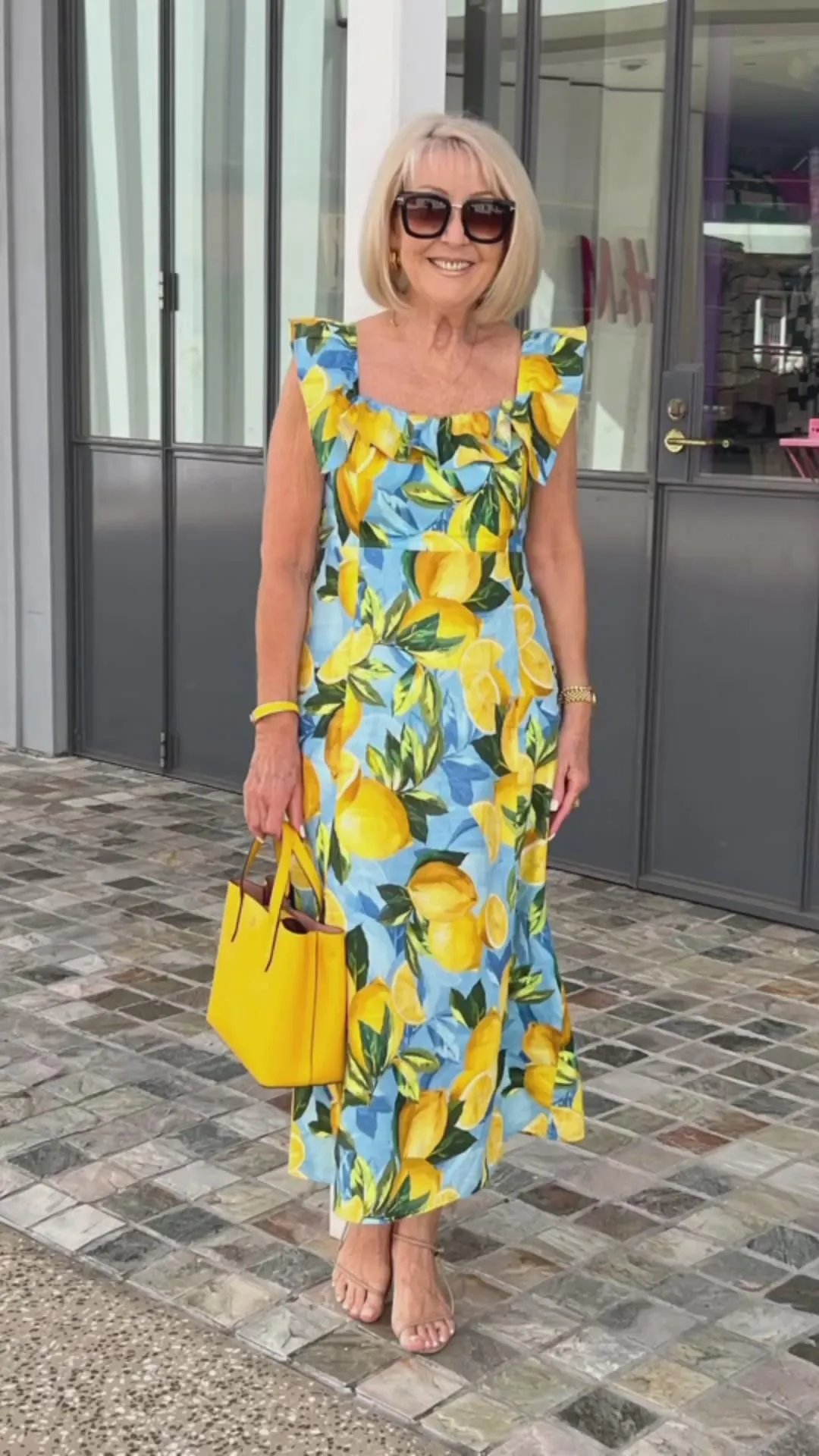 Plus Size Lemon Printing Tunic Dress