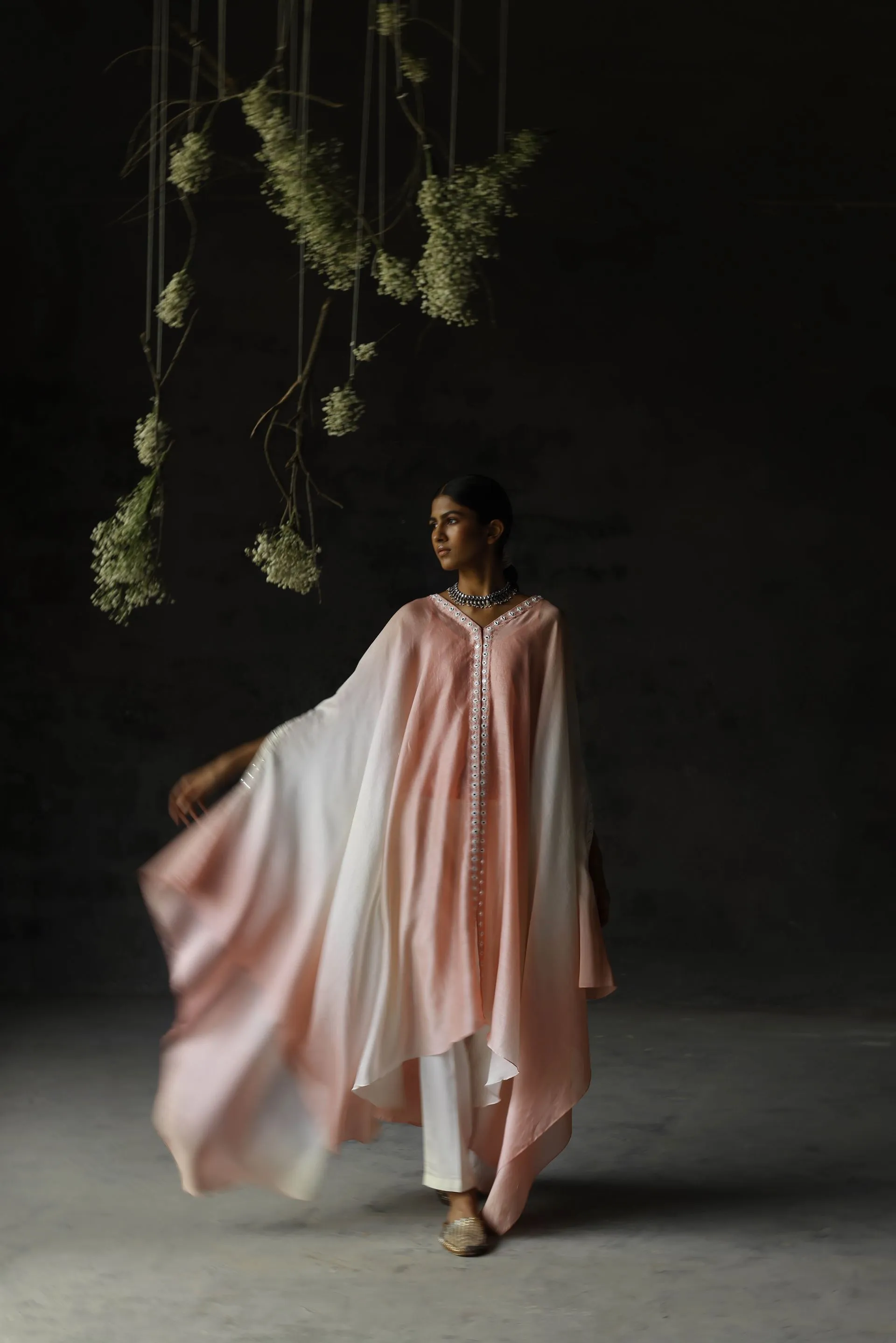 Shikha Mehta Portman Koral Norah Cape Set Chanderi Silk Pink Paak Ss24-Smcn04