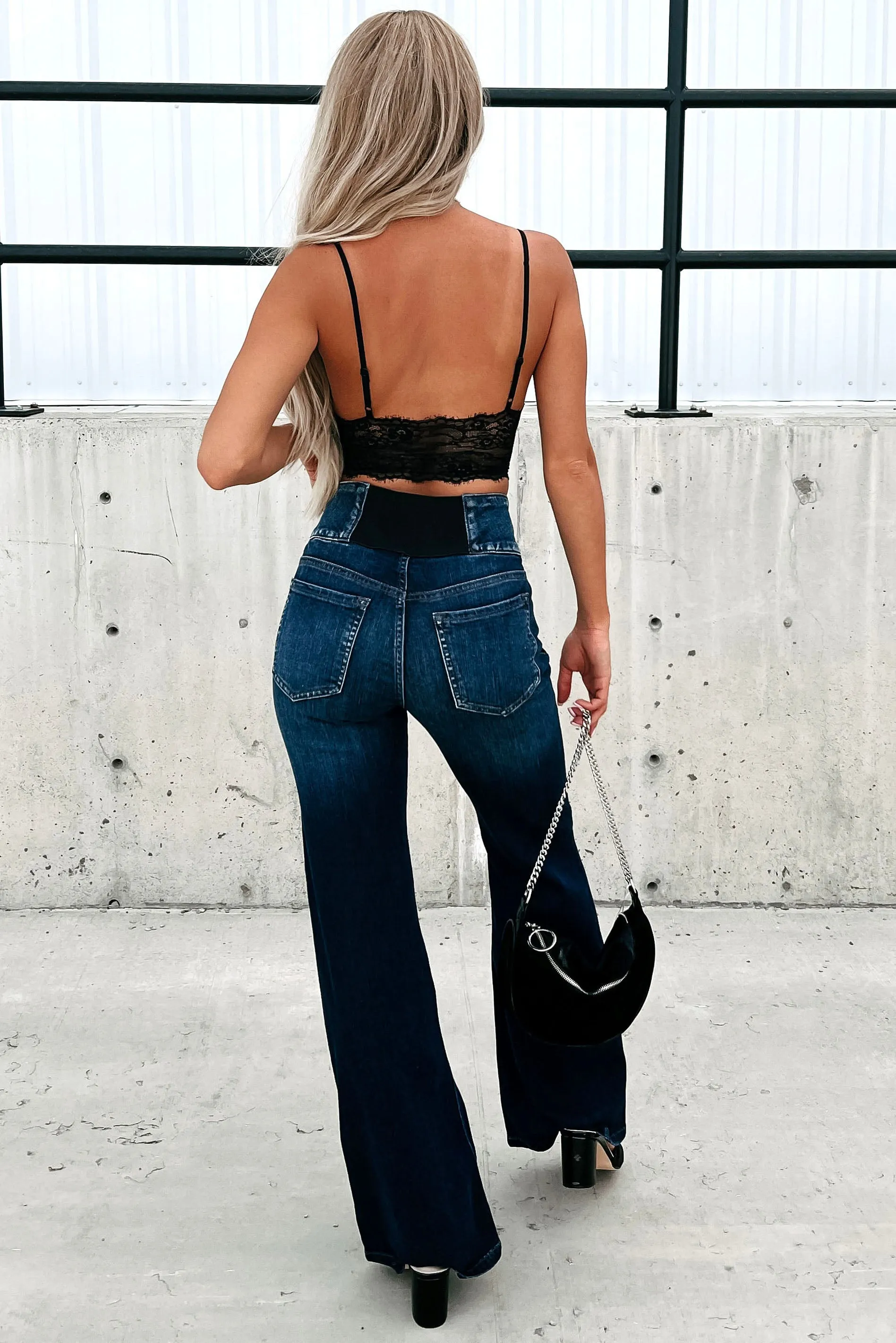 Simple And Sassy Lace Back Padded Bralette (Black)