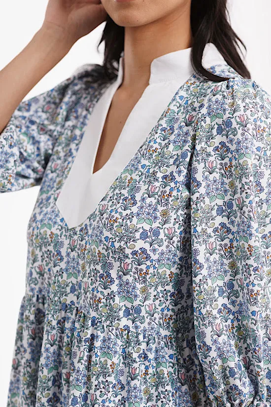 Smith and Quinn Tory in Spring Sprig