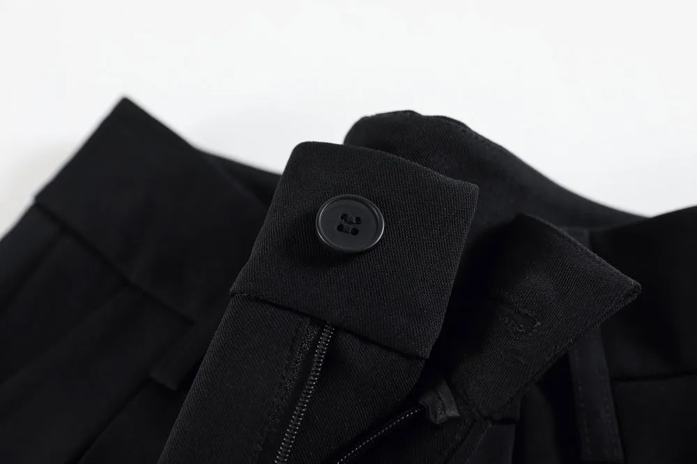 Soft and Wrinkle-Resistant Pleated Pants with a Belted-Waisted Design