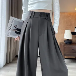 Soft and Wrinkle-Resistant Pleated Pants with a Belted-Waisted Design