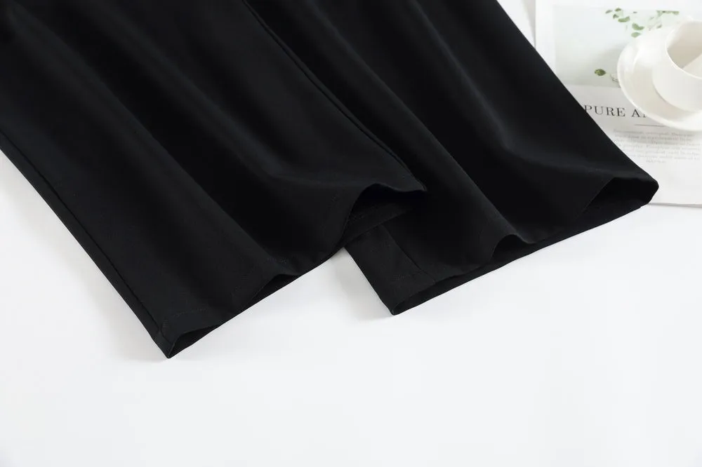 Soft and Wrinkle-Resistant Pleated Pants with a Belted-Waisted Design