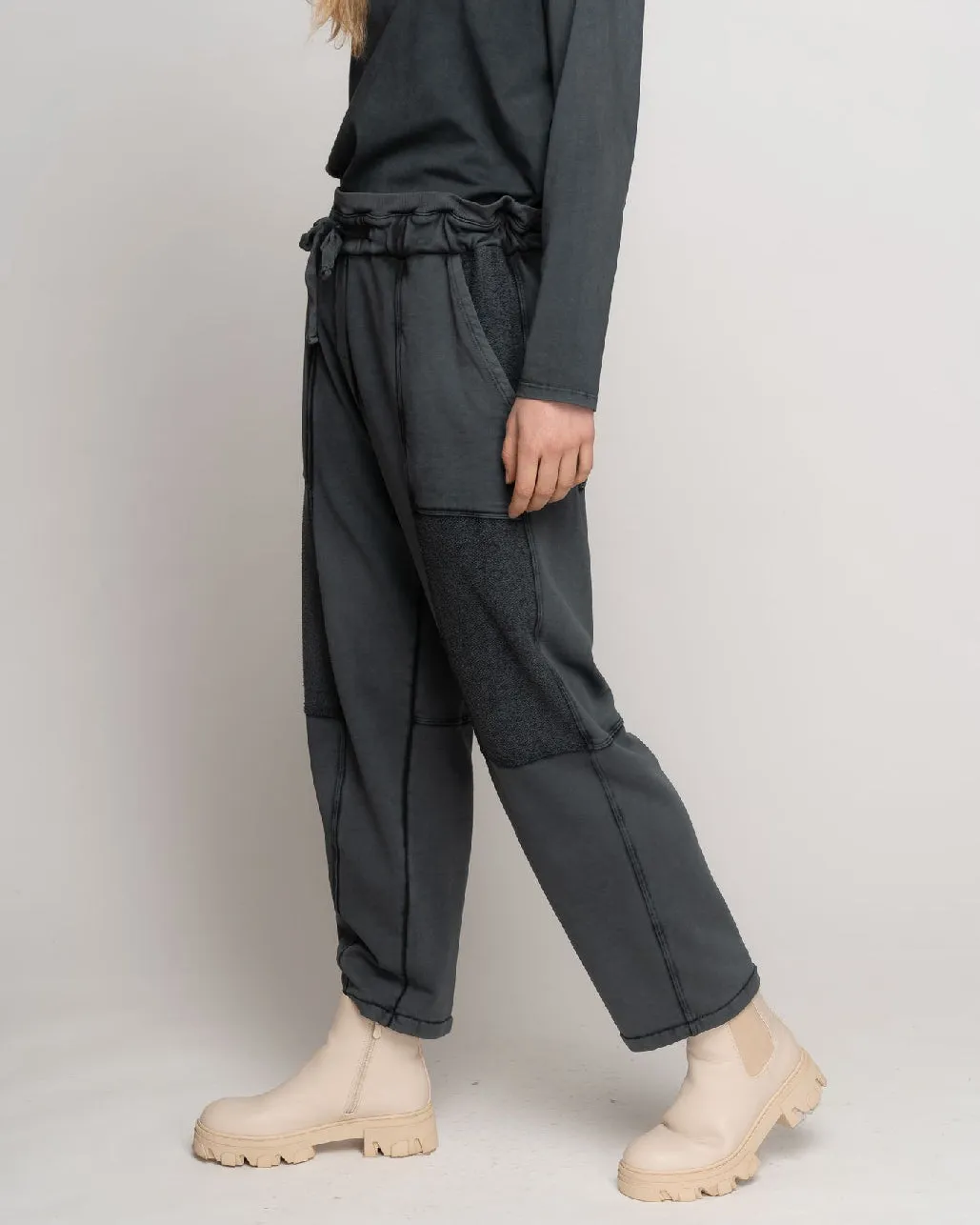 Stonewash Panelled Seamed Sweatpant