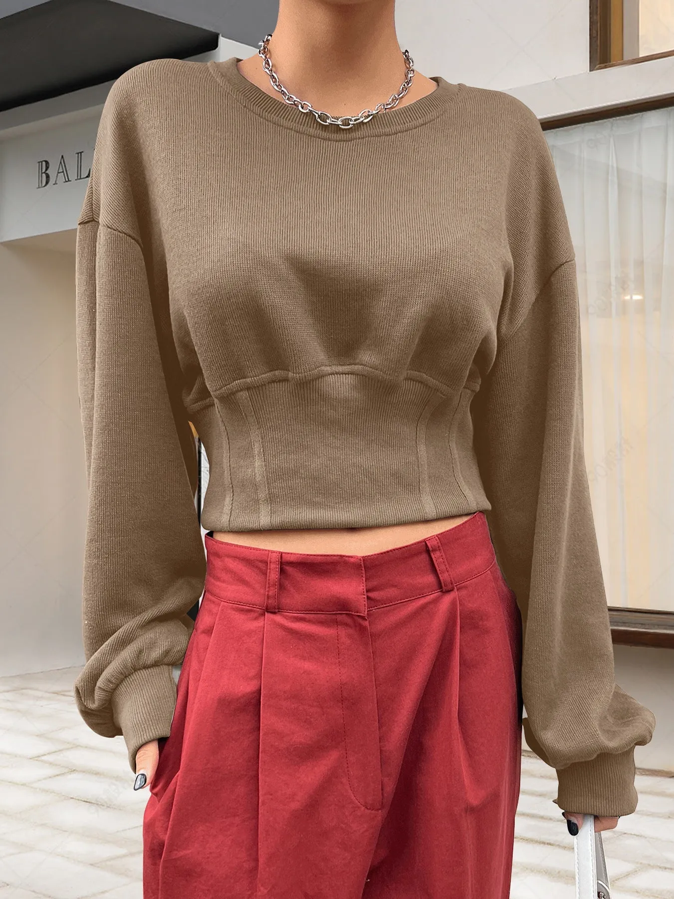 Stylish Autumn Loose Slim Waist Round Neck Long Sleeve Top for Effortless Comfort