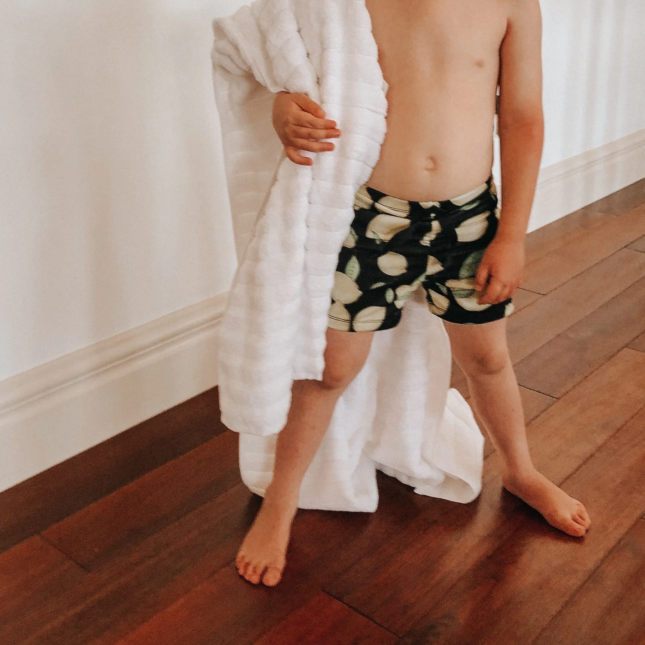 Swim shorts with Lemons