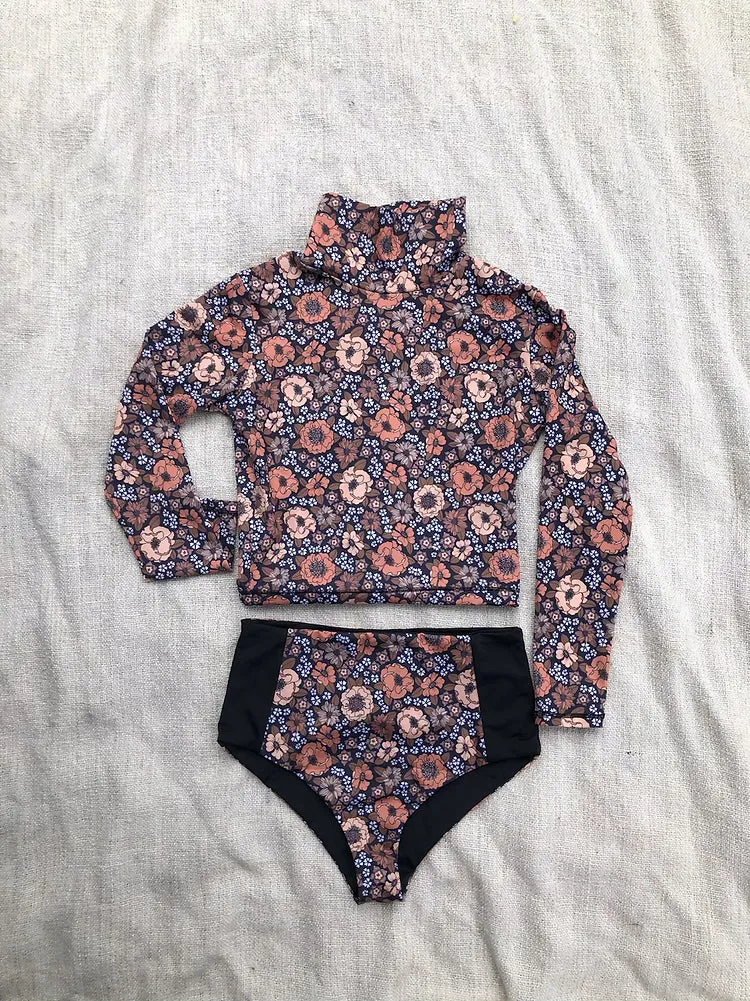 Turtle Top Rashvest in Midnight Blossom