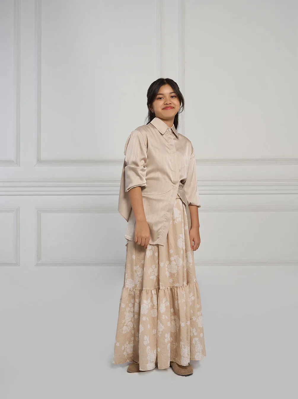 UMAYRA LAYERED TOP SAND