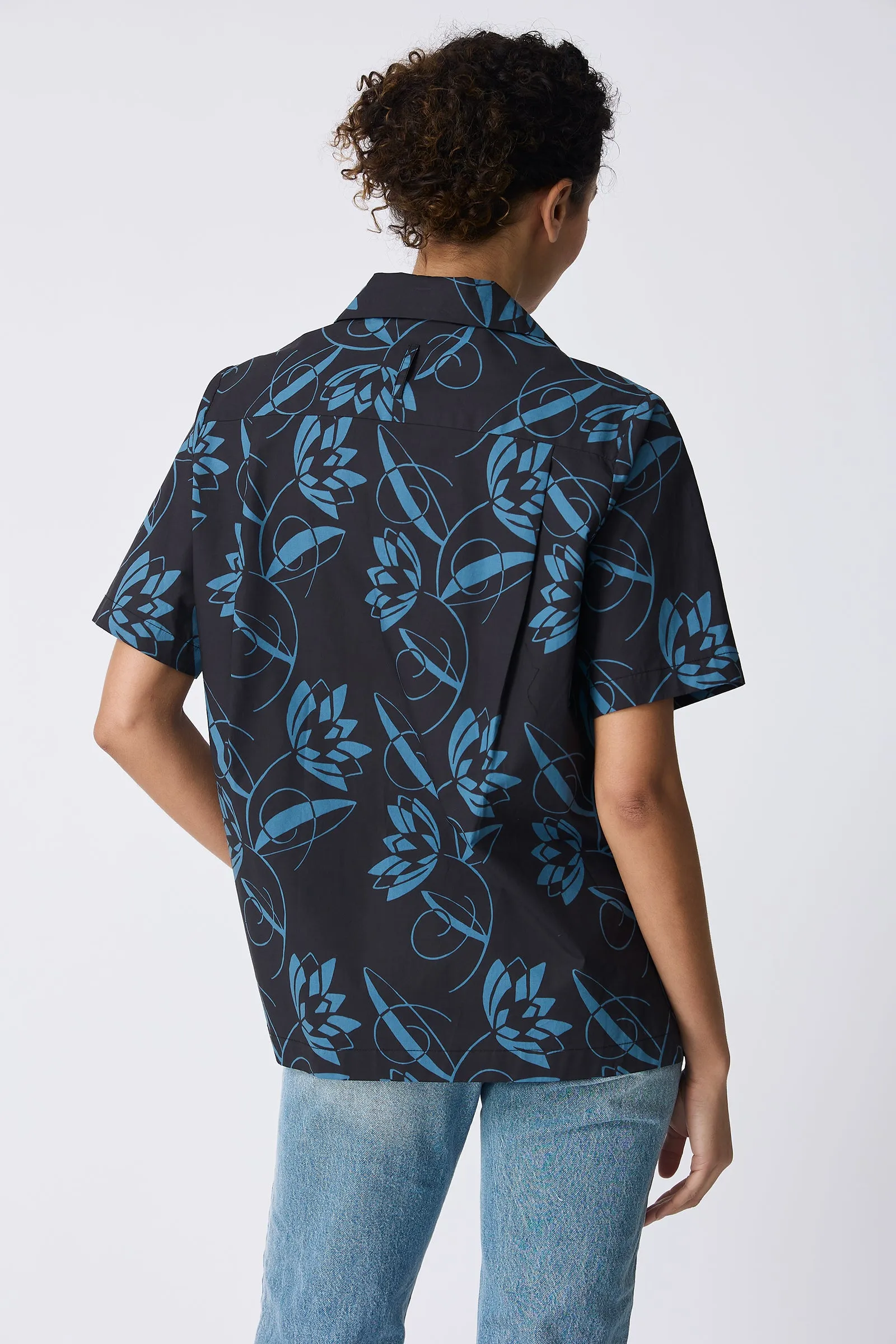 Vacation Shirt - Lotus Print Blue