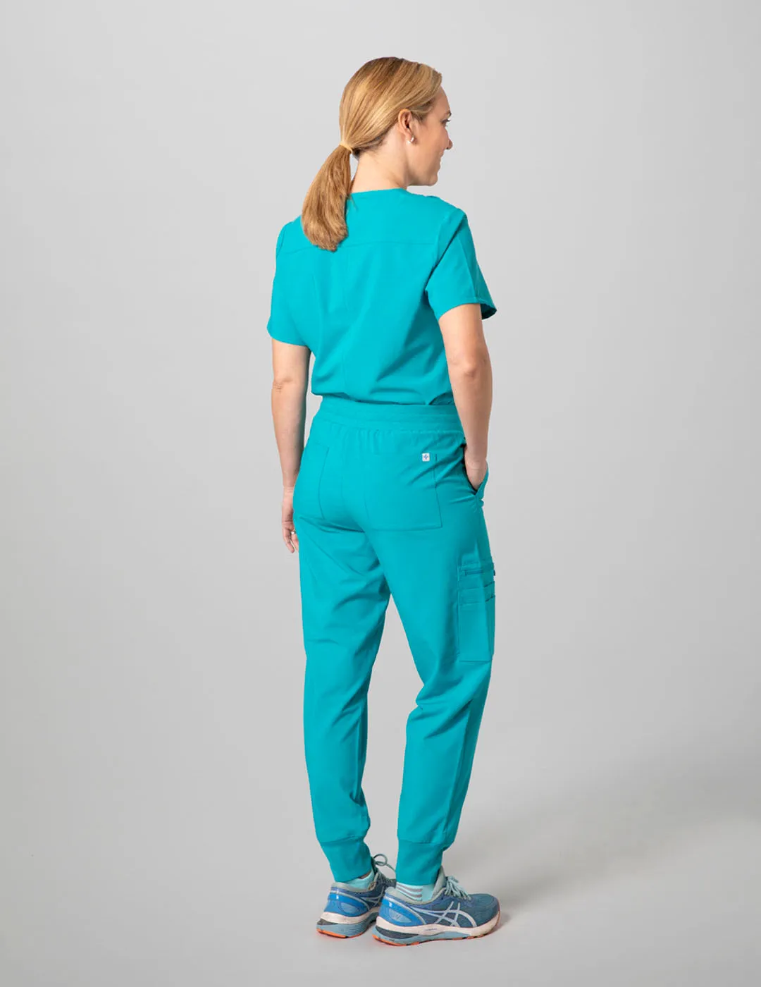Womens Essential Scrub Top